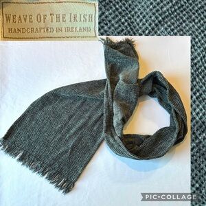 VTG Weave of The Irish Unisex Scarf Gray Chenille Fringe Handcrafted in Ireland